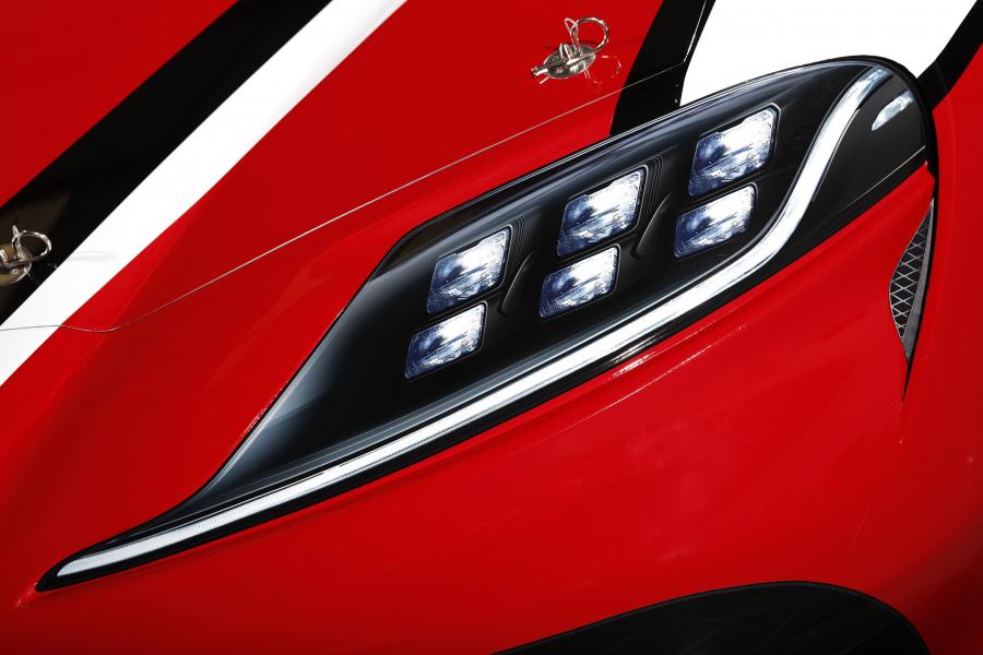 Детали экстерьера Toyota Xfinity Supra 2019 года  (фото 16 из 19)